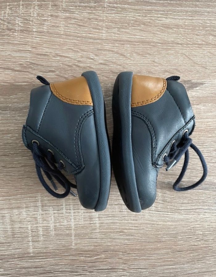 Chaussures bébé 19 - photo numéro 3