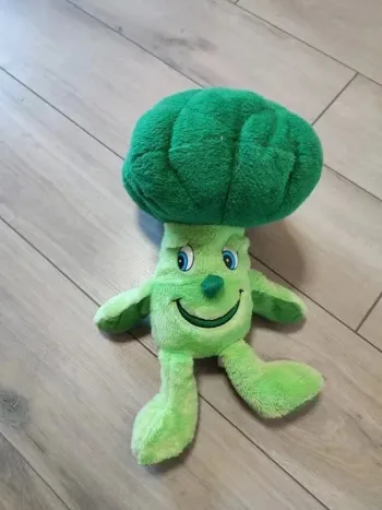 Peluche legumes brocoli playtive