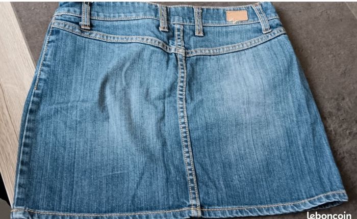 Jupe nafnaf taille 38 - photo numéro 2