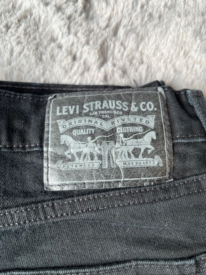Jean Lévis coupe Slim W31 L32 - photo numéro 3