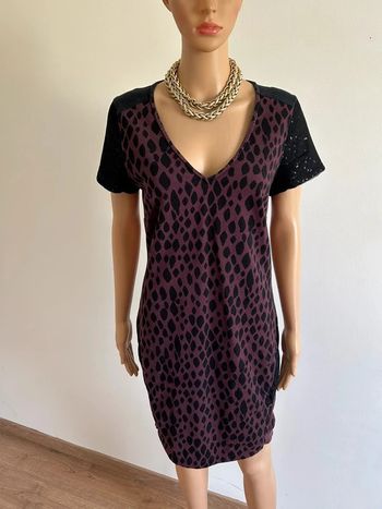 Robe sweat violette et noire à manches courtes Miss Captain taille 40 bon état