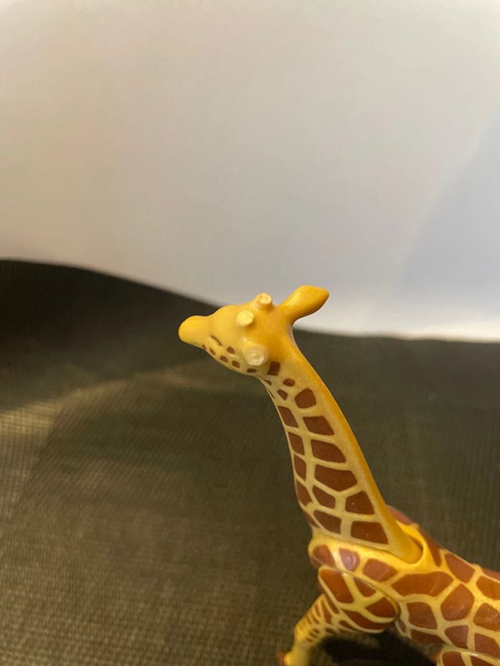 Playmobil figurine girafe adulte 1 oreille et cornes antennes Cassées animaux sauvages - photo numéro 5
