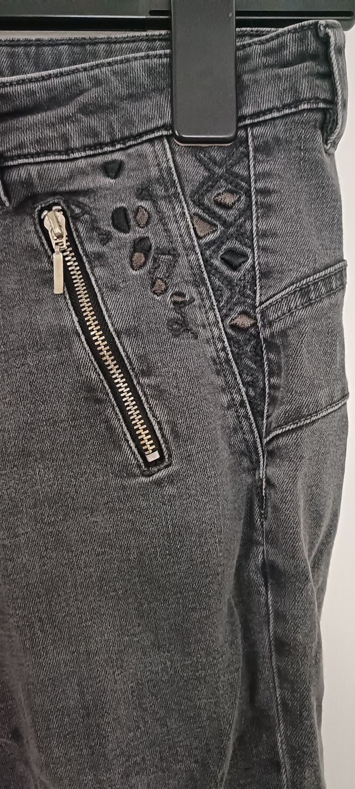 Pantalon jean one step avec petit broderie taille 30