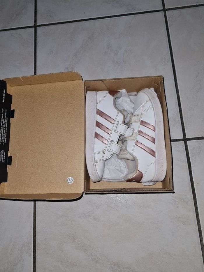 Basket adidas grand court 27 - photo numéro 6