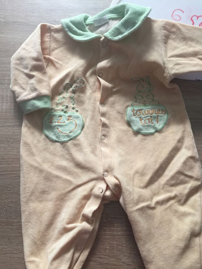 Pyjama 6mois - photo numéro 2