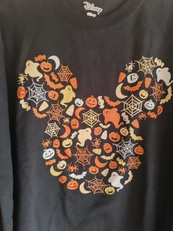 Pull Disney halloween taille XL - photo numéro 2