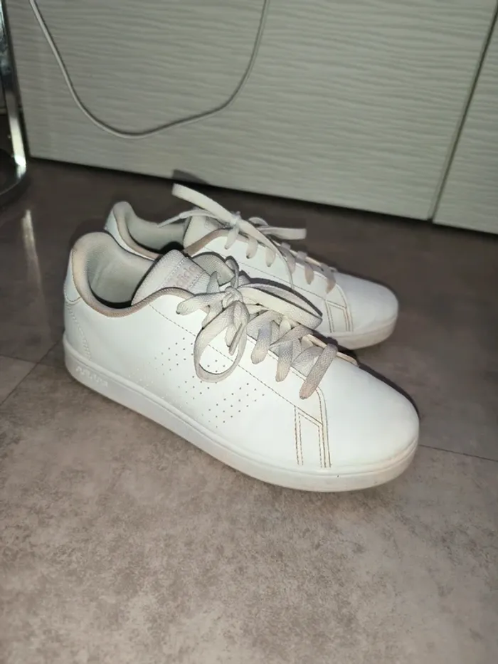 Basket adidas 37 1/3