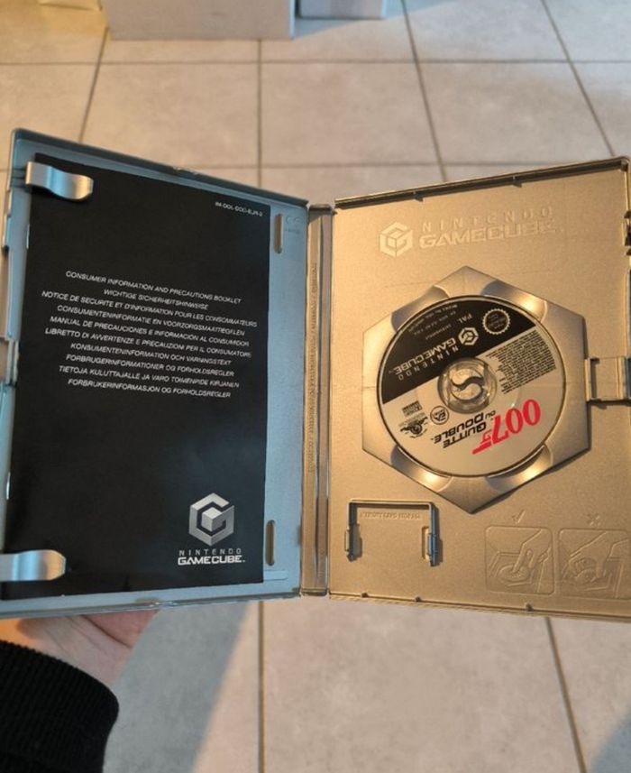 Jeu GameCube 007 - photo numéro 3