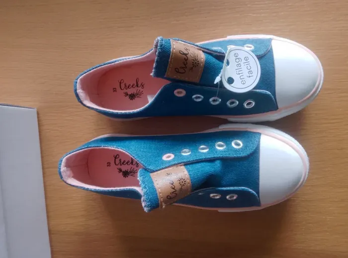 Chaussures Baskets ballerines neuves-  enfilage facile - Fille 33 - photo numéro 2