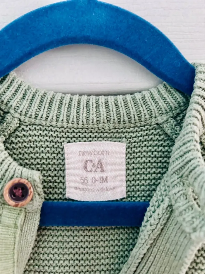 Gilet C&A 1 mois - photo numéro 3