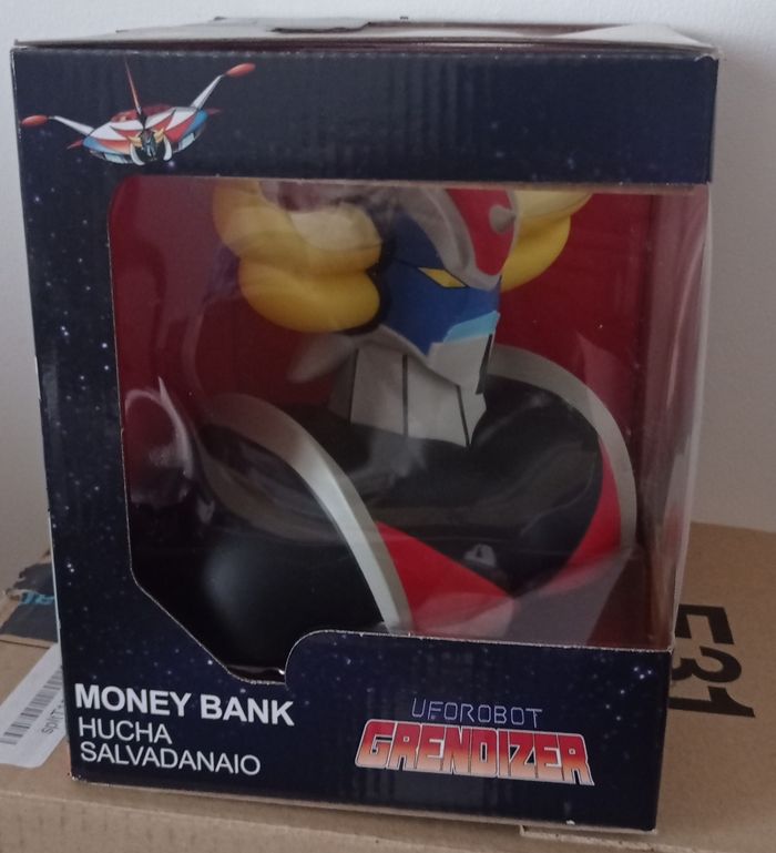 😍idéal Cadeau buste tirelire Goldorak neuf en boite - photo numéro 6