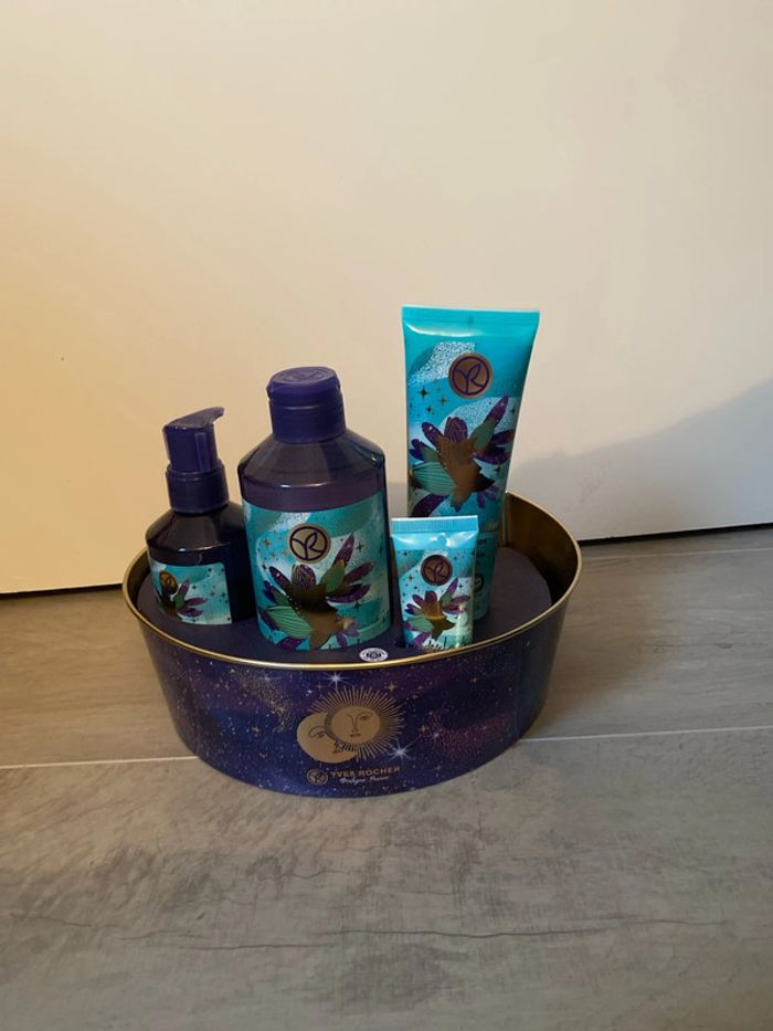 Coffret Yves rocher milky almonds neuf