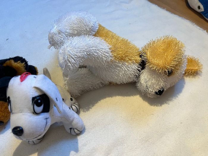 4 peluches chien - photo numéro 3
