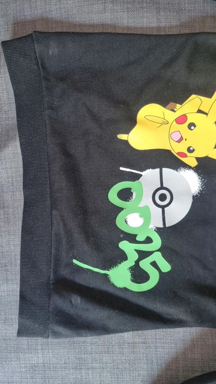 Ensemble jogging molletonné pokemon 5/6 ans en très bon état - photo numéro 10