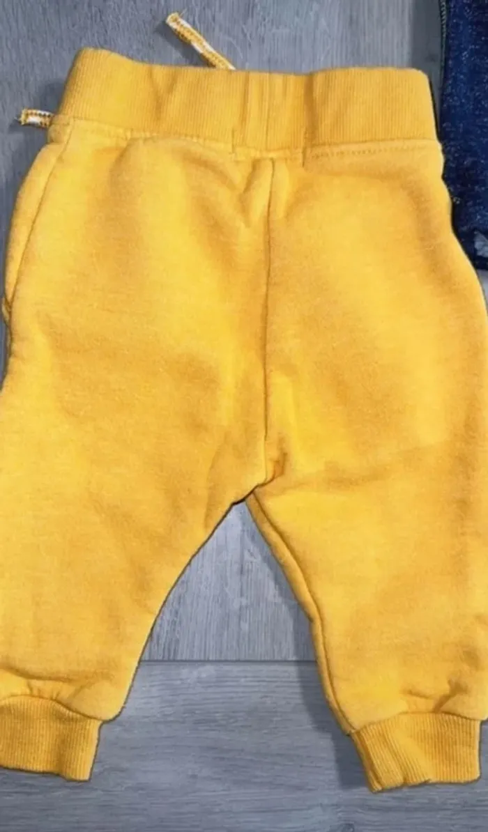 Lot pantalon hivers jean jogging - photo numéro 10