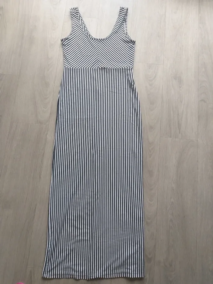 Longue robe moulante