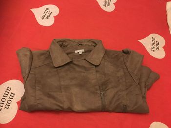 Veste pour pour femme.