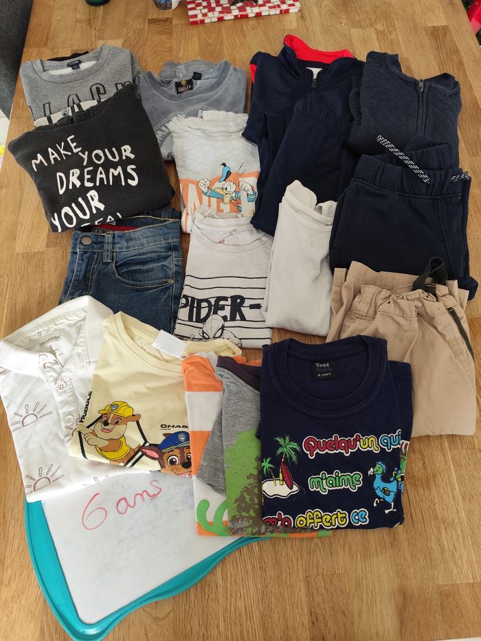Lot vêtements garçon