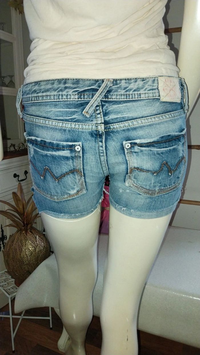 Short en jean by Le Temps des Cerises très bon état Taille 25 - photo numéro 11