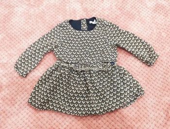 Robe IKKS 6 mois en très bonne état