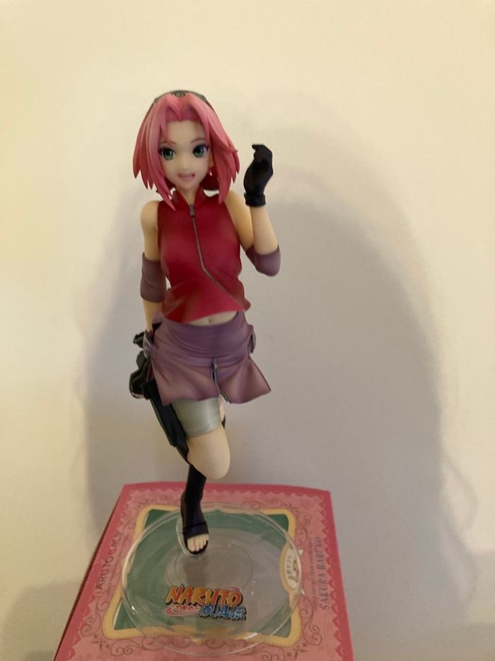 Figurine sakura