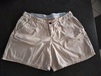 Short femme XL