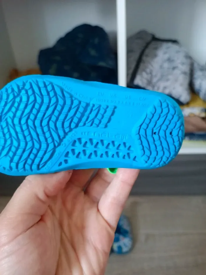 Chaussure piscine - photo numéro 2