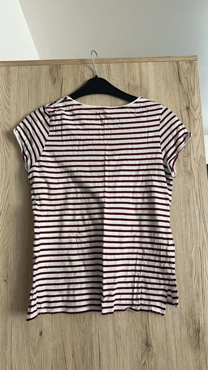 T shirt à rayure rouge bordeau - photo numéro 5