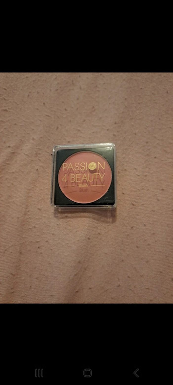 Lot de maquillage - photo numéro 8