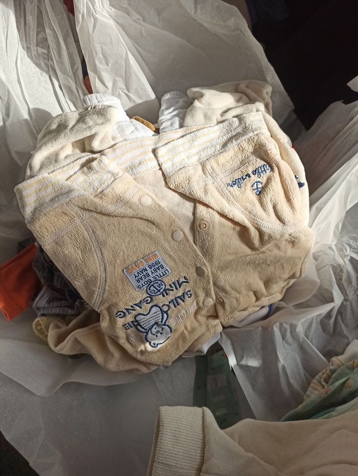 Lot vêtements hiver garçon 3 mois - photo numéro 2