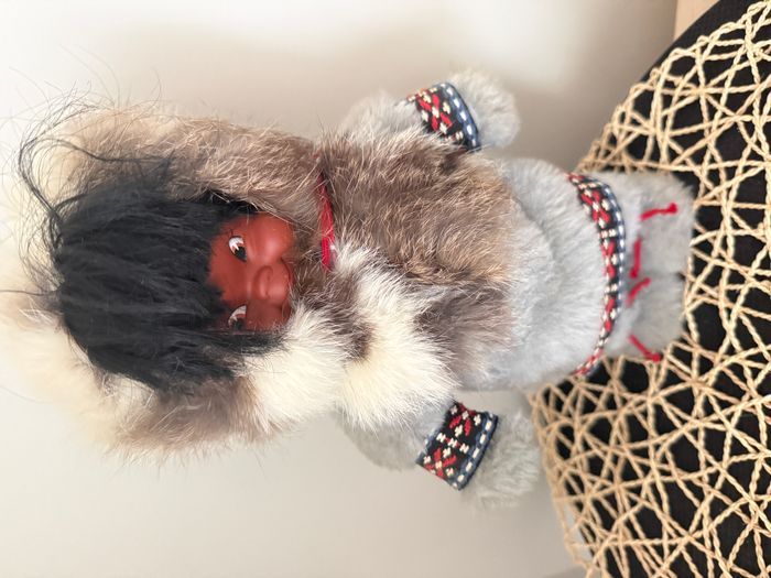 Poupée esquimaude ancienne ART INDIEN années 60 - photo numéro 8