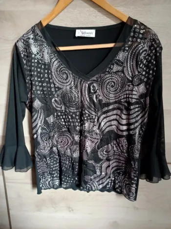 Blouse très chic neuve taille 38 Armand Thierry