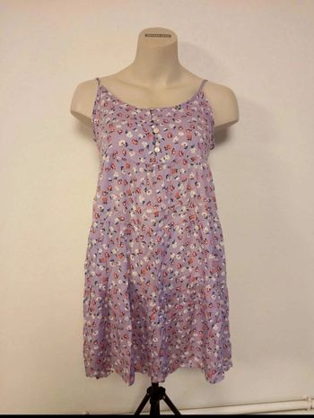 Robe d'été violette fleurie neuve avec étiquette 