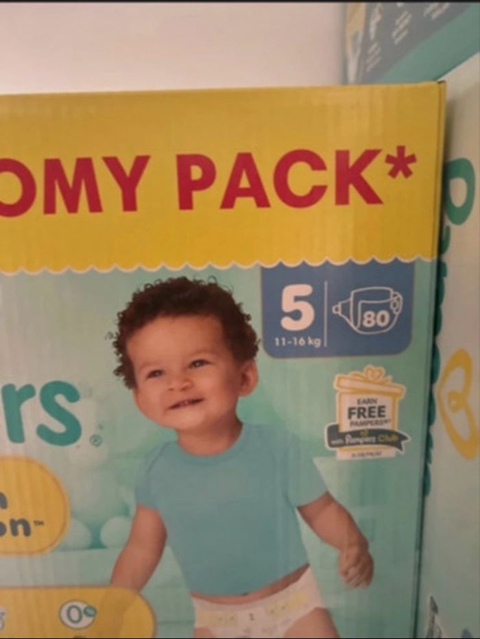 Deux cartons de Pampers - photo numéro 2