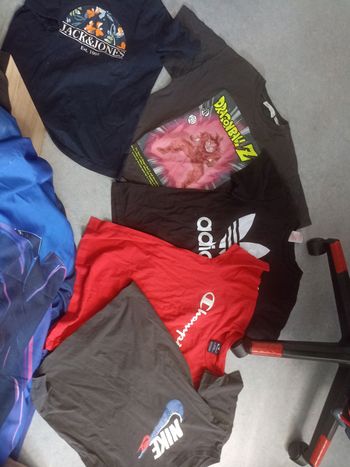 Lots 5 tee short  marques 11/12 ans