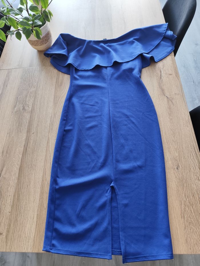 Robe bleue - photo numéro 2