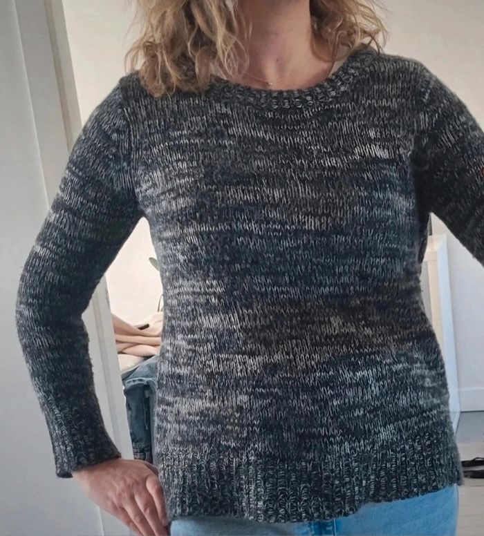 Pull d'hiver Mango en laine et angora chiné gris et noir Taille 36 à 42 - photo numéro 8