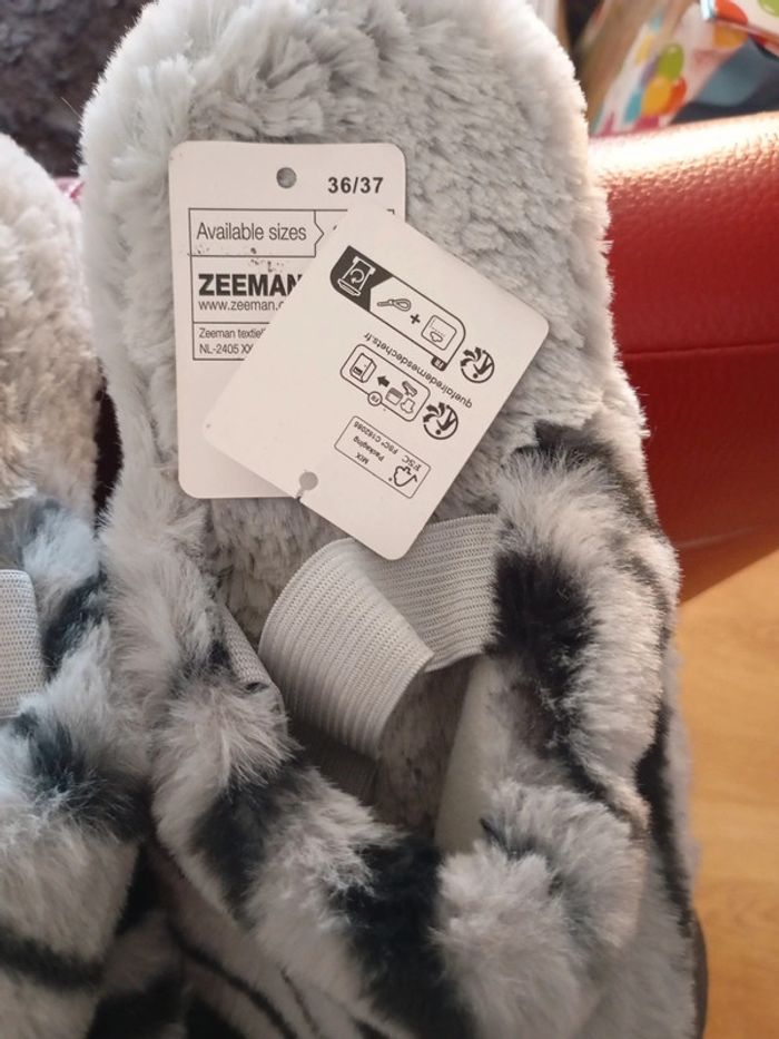 Pantoufle neuve t 36;37 - photo numéro 2