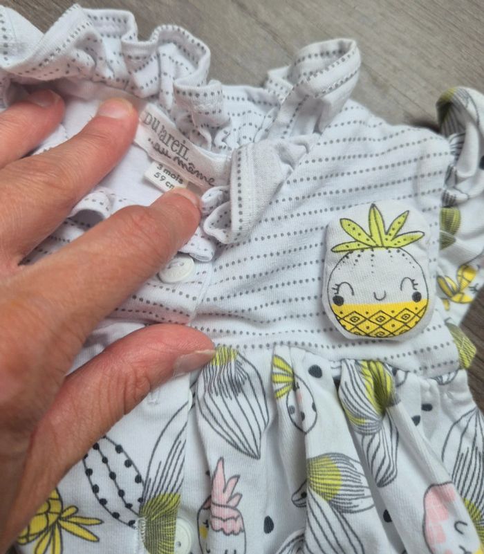 Magnifique lot de 2 ensembles robe et bloomer 3 mois - photo numéro 3