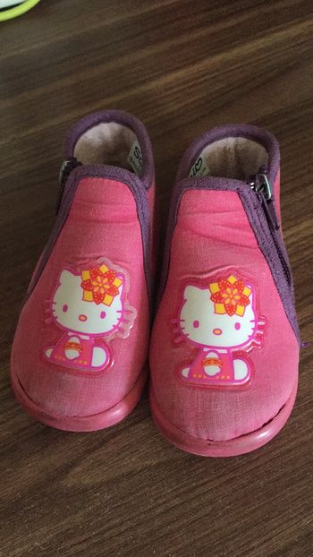 Chaussons hello kitty taille 22