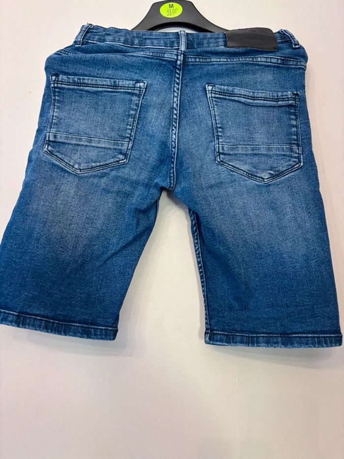 🌷Short en jeans homme 36🌷 - photo numéro 2