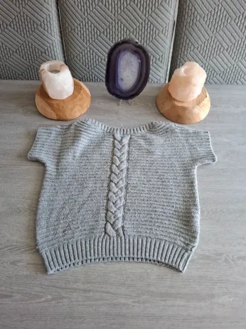 Pull sans manche okaidi taille 8 ans