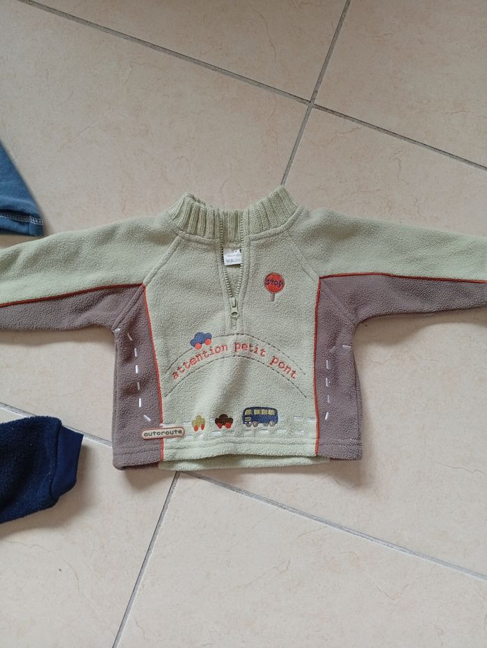 Lot de 5 pulls ou polaires - photo numéro 4