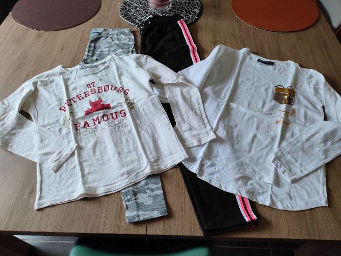 Lot de vêtements fille