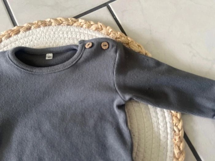 Pull gris - photo numéro 2