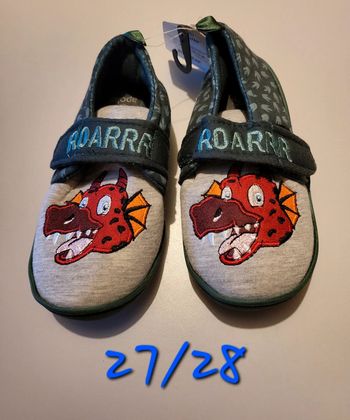 🐼 Chaussons imprimé garçons neuf 27/28 🐼