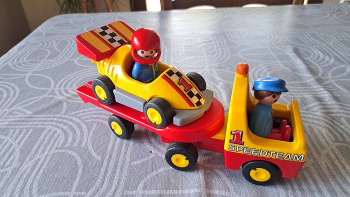 Playmobil 1,2,3 voiture de course