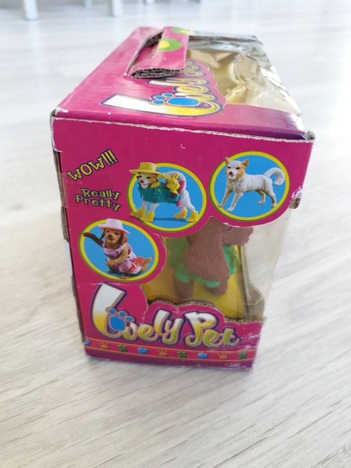 Figurine avec accessoires chien neuf - photo numéro 5
