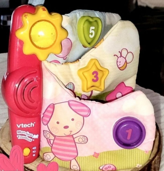 VTech Mon livre tout doux musical et lumineux - photo numéro 1