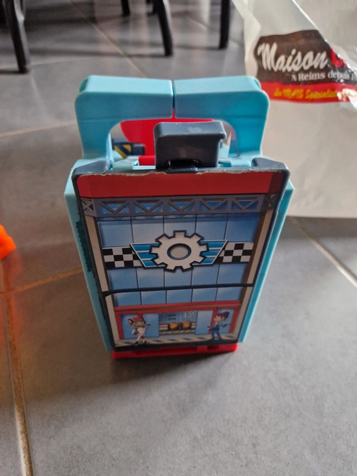 Jouet voiture - photo numéro 5